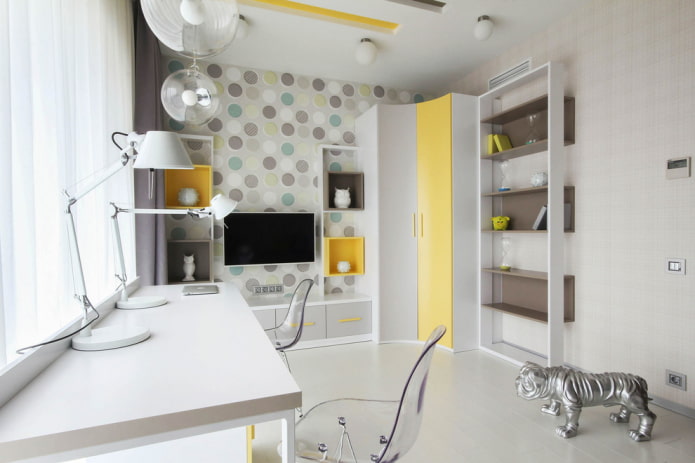 Armario esquinero en el interior de la habitación infantil