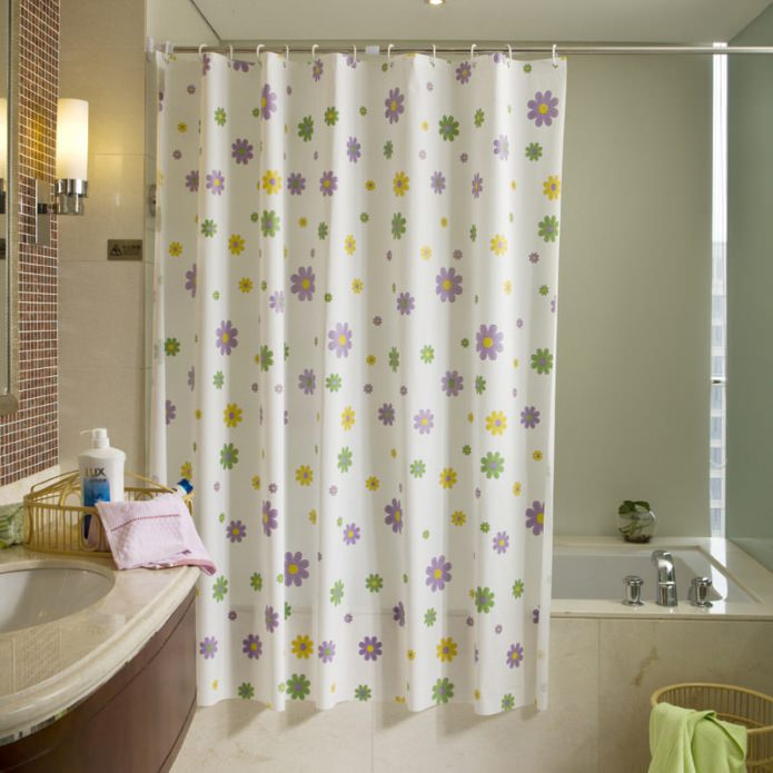 cortina de baño con flores