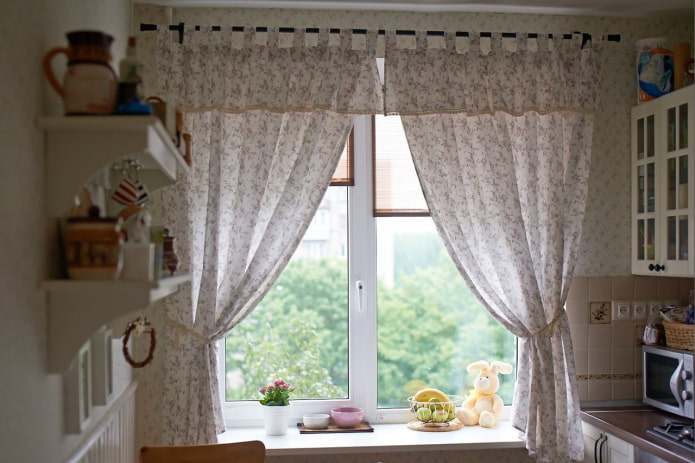 cortinas cortas y ligeras