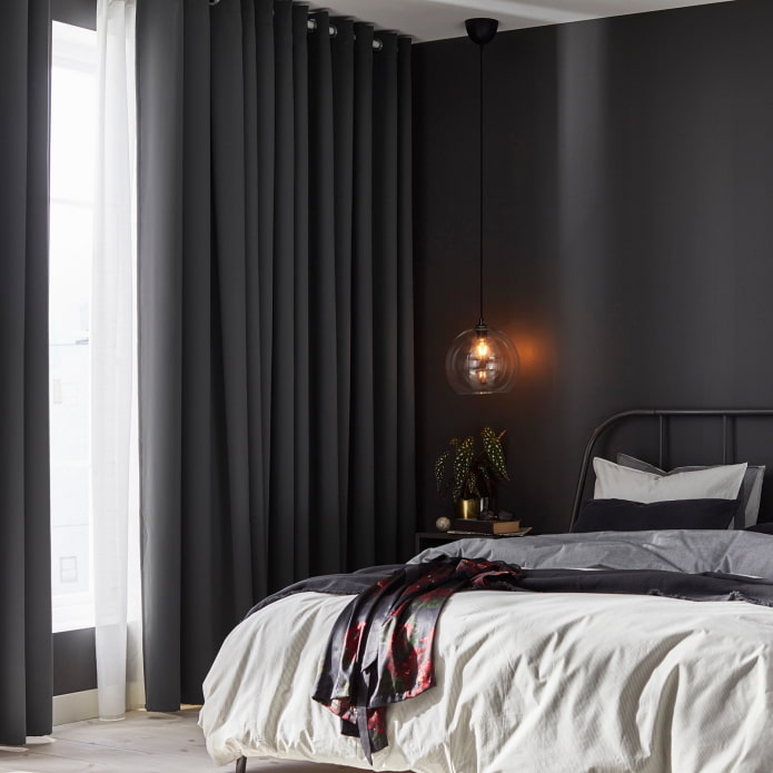 Dormitorio oscuro de Ikea