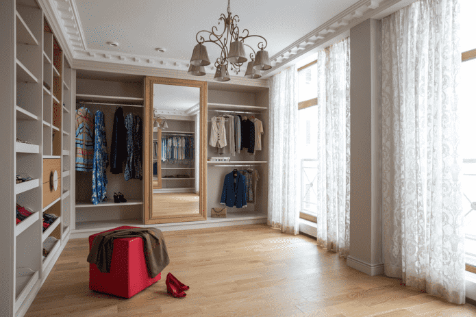 interior de vestidor con estilo