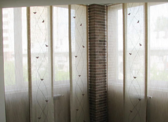 Cortinas japonesas en la logia