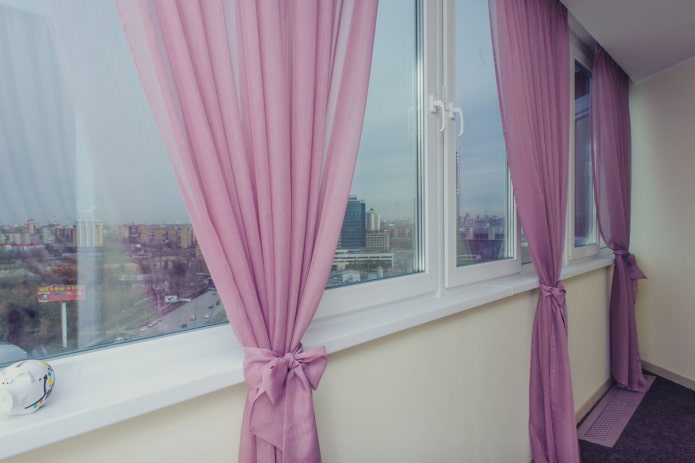 Cortinas largas en la logia
