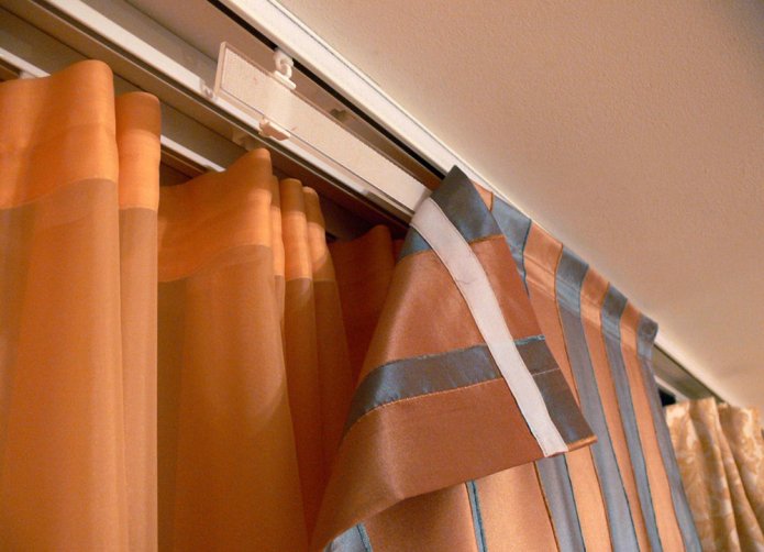 cortain with Velcro