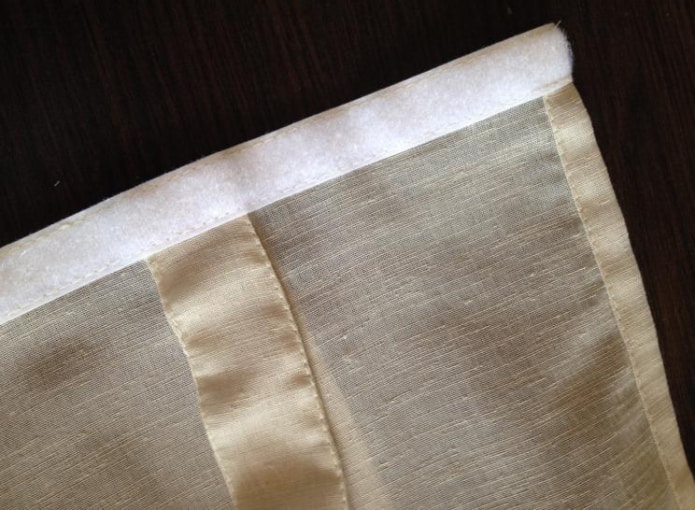 cómo coser una cortina con velcro