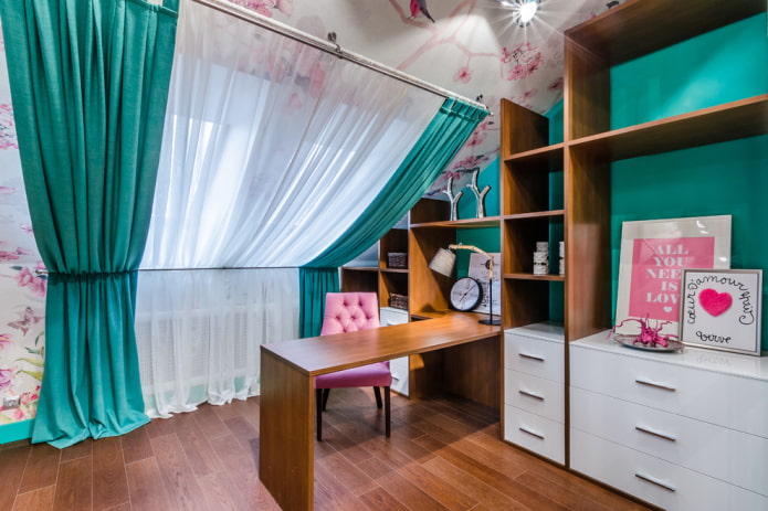 cortinas en la buhardilla con bisel