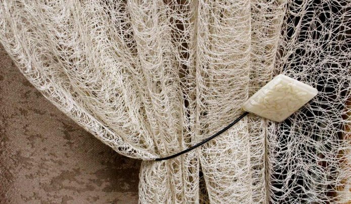cortinas con patrón de telaraña