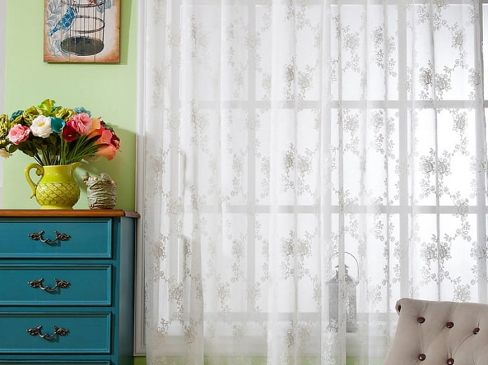 cortinas con patrón calado