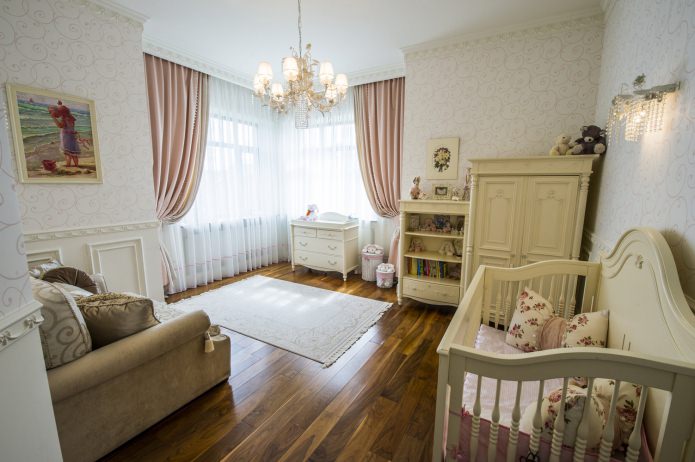 Cortinas rosa pastel para la habitación de una niña
