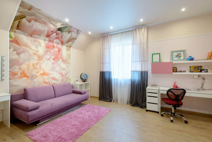Cortinas rectas en una habitación infantil 