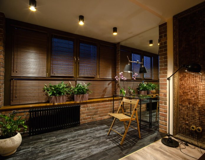 persianas en el interior en estilo loft