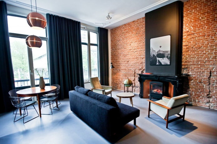 combinación de cortinas con muebles en el interior