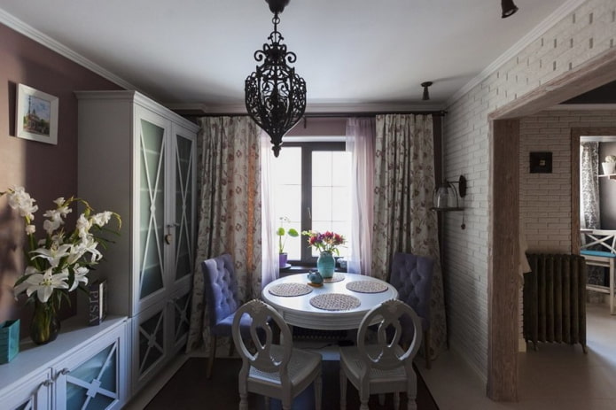 cortinas en el comedor de estilo provenzal