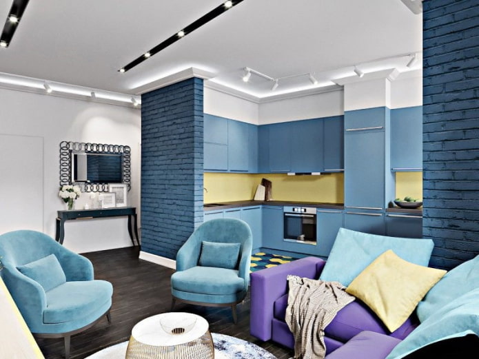 Interior de cocina-salón en tonos azules