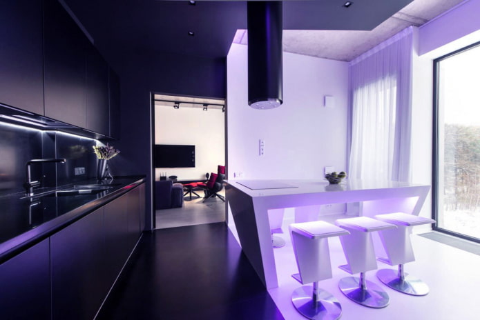 tul lila en interiores de estilo hi-tech