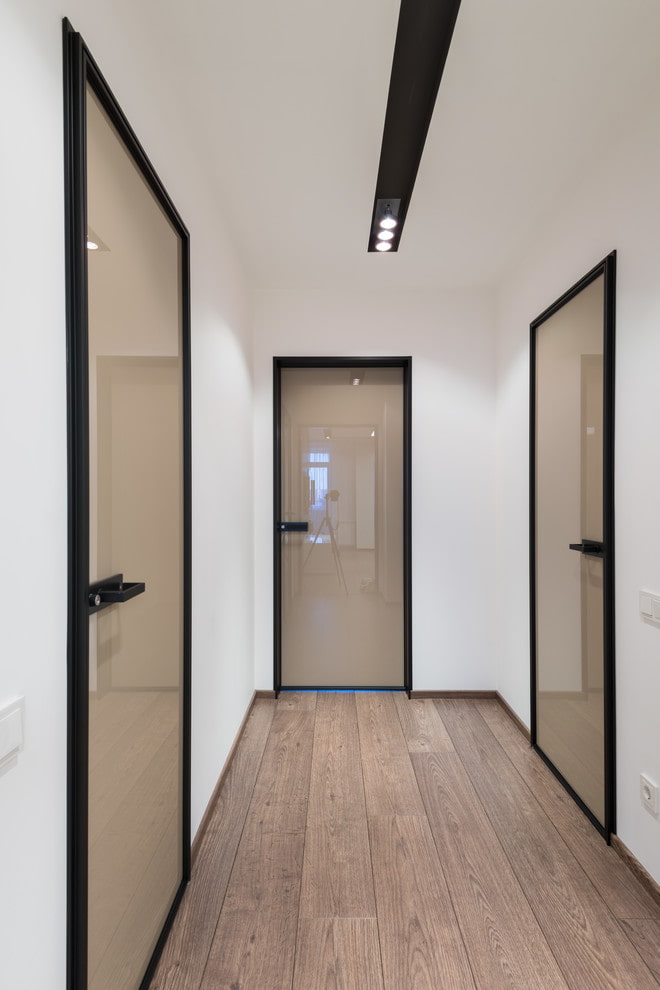 Marcos de puerta de estilo moderno