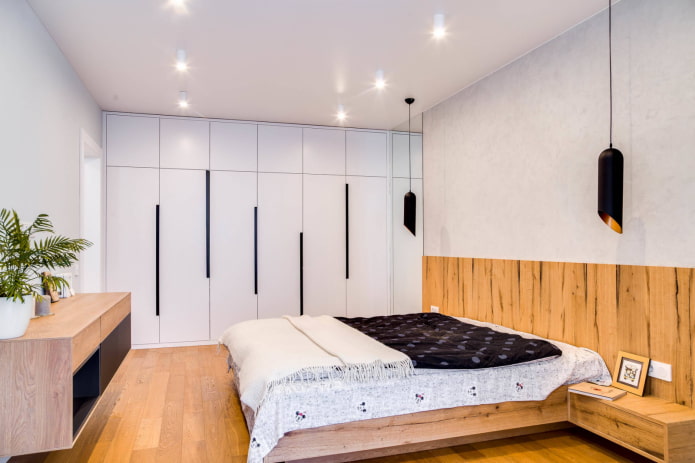 Blanco, negro y madera