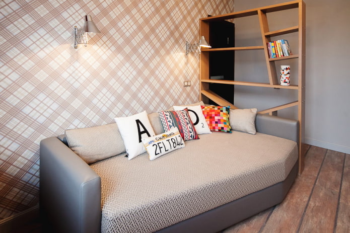 sofá en el interior de una habitación adolescente
