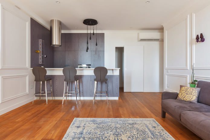 Barra de bar con diseño de cocina-salón
