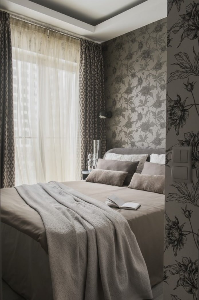 papel pintado con estampado en el dormitorio
