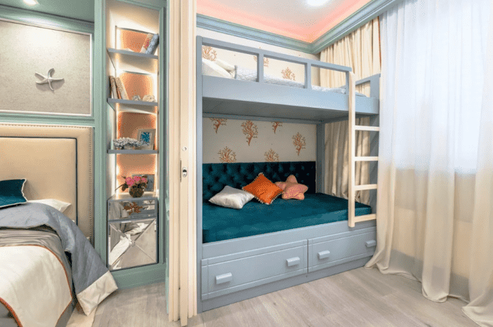 Zona infantil en el interior del dormitorio de los padres