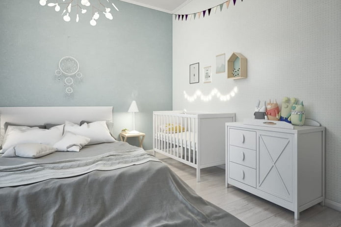 Cuna en el dormitorio