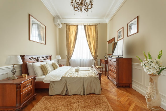interior de dormitorio beige-marrón