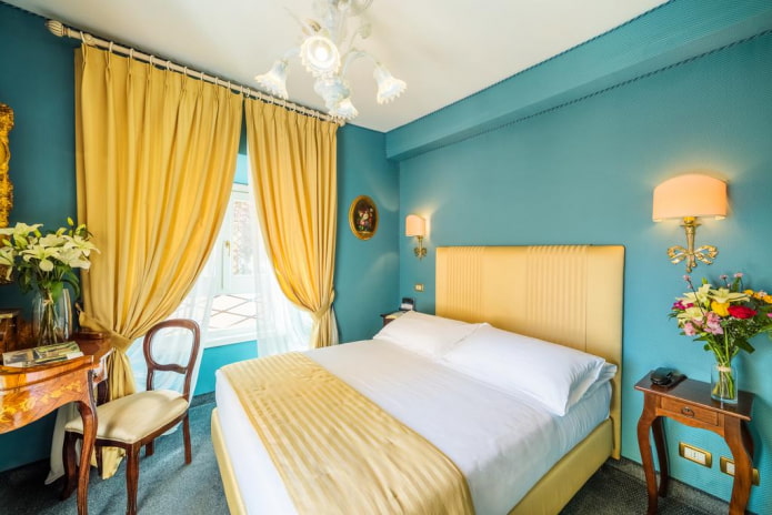 muebles en el interior de un dormitorio turquesa Dormitorio