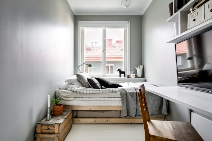 Dormitorio pequeño en estilo escandinavo