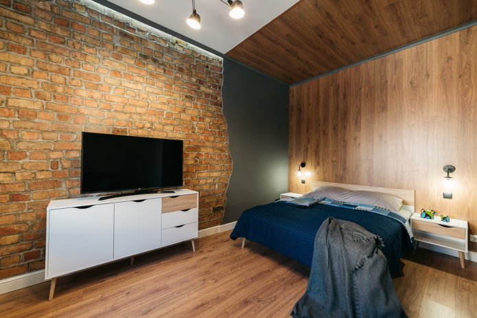 Decoración de pared en el dormitorio en estilo industrial
