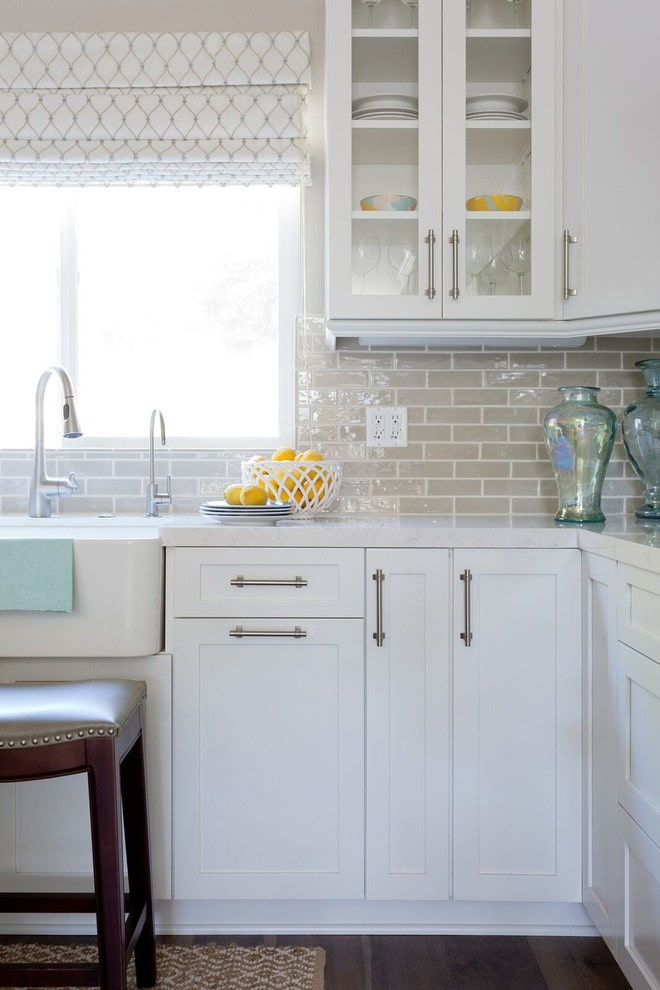 Azulejos beige en la cocina
