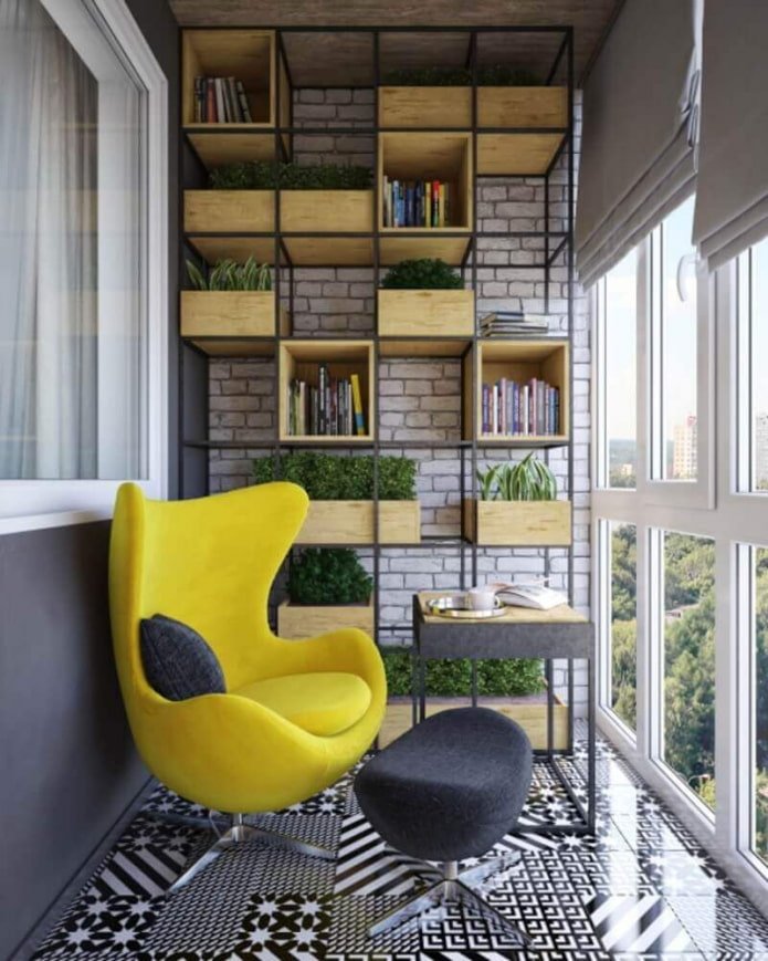 estructura de estante en el interior de la logia
