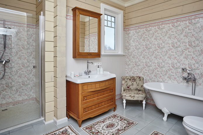 Diseño de paredes en un baño de estilo provenzal