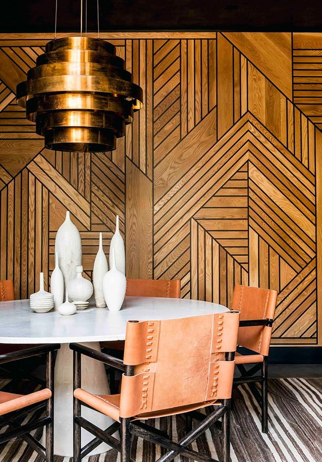 comedor con decoración de madera