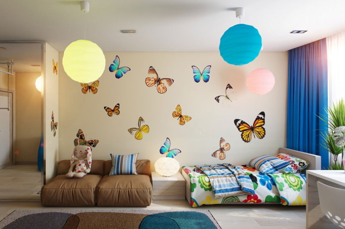 Vinilos de pared en forma de mariposas para la habitación infantil