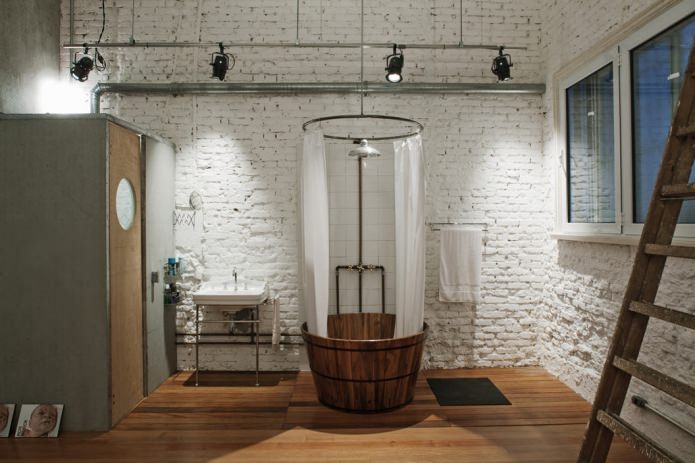 fontanería en el baño estilo loft