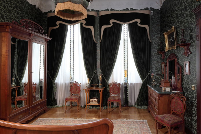 Cortinas de terciopelo en la sala