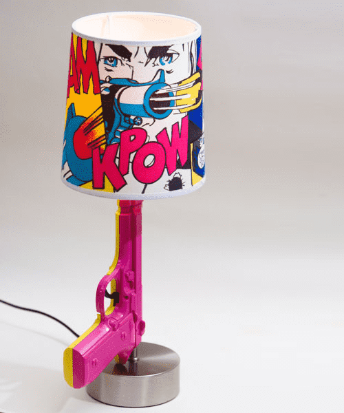 lámpara de mesa estilo pop art