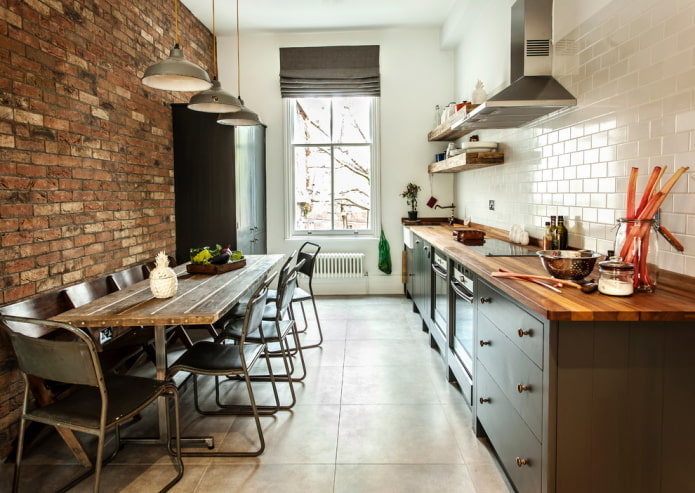 mesa rectangular en el interior en estilo loft