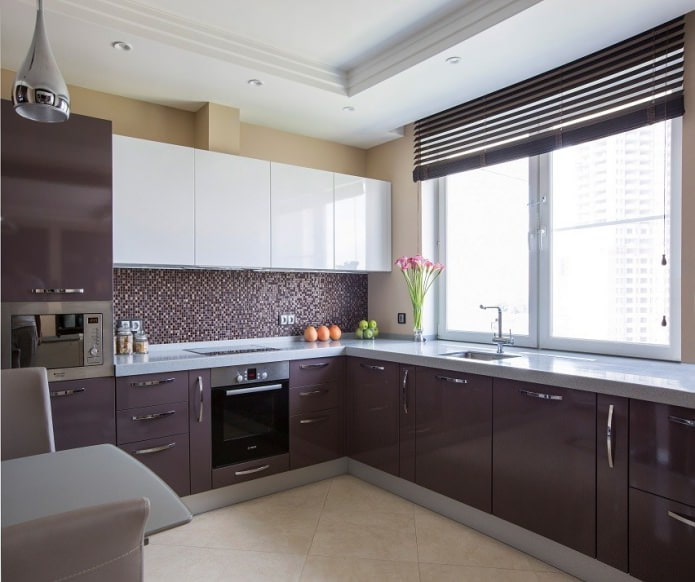 suelo beige en la cocina