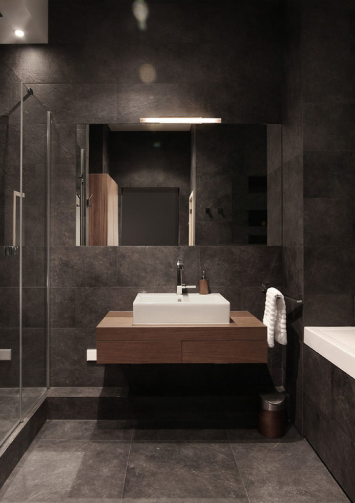 azulejos tipo piedra en el baño