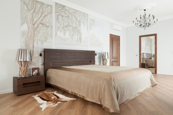 Puertas marrones en el dormitorio