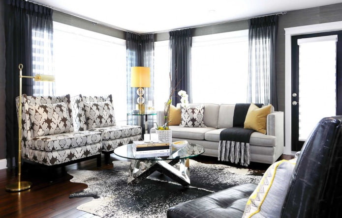 Muebles claros y suelos oscuros