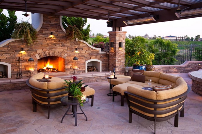 hermosa terraza con barbacoa