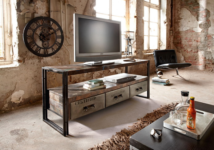 Mueble de TV en el interior de estilo loft