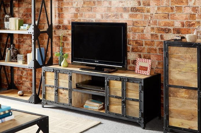 Mueble de TV en el interior de estilo loft