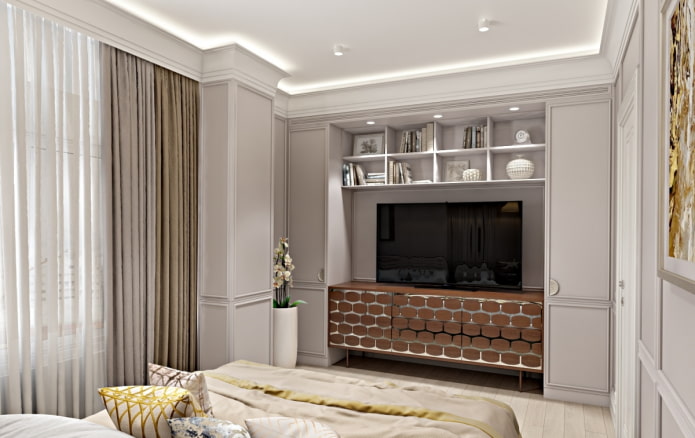 Mueble para TV en un interior de estilo neoclásico