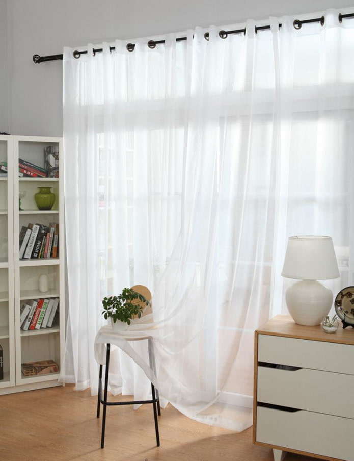 cortinas blancas con ojales