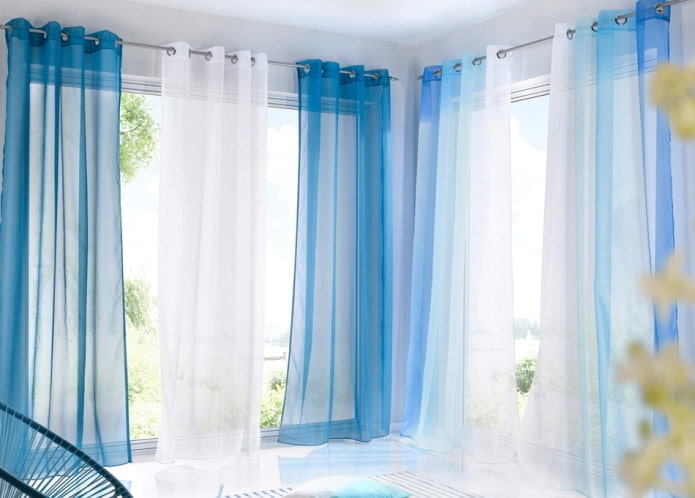 cortinas azules con ojales