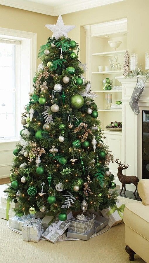 Árbol de Navidad verde